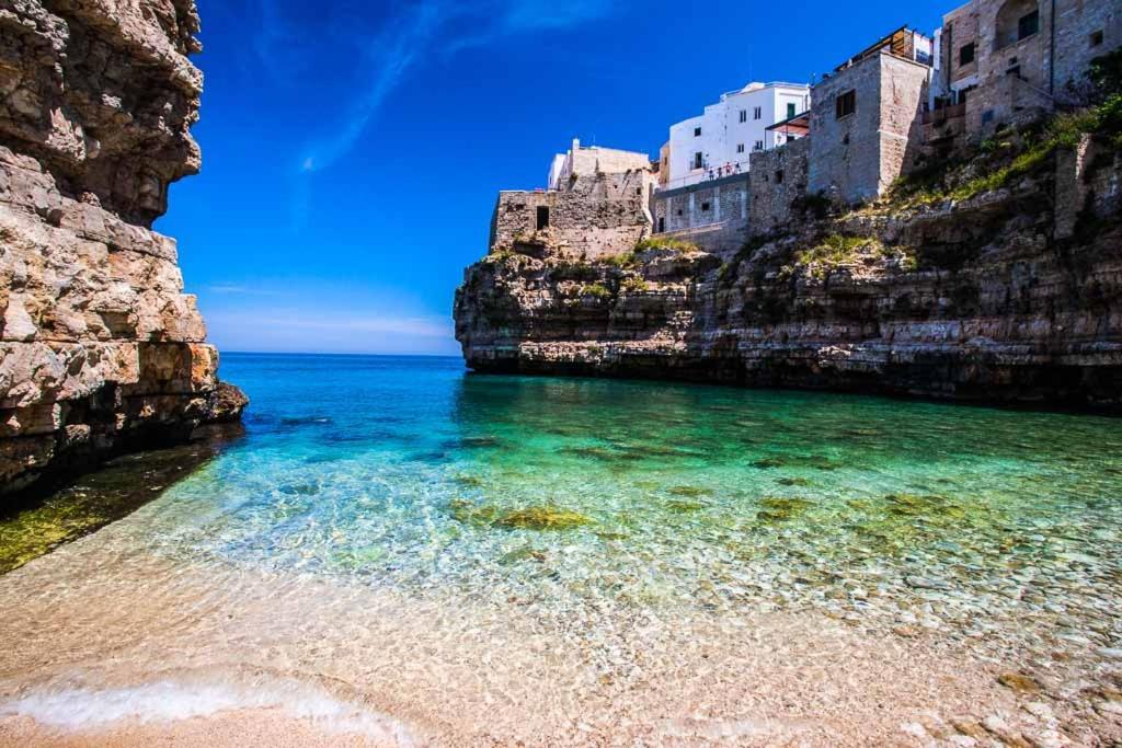 فيلا Donna Giulia Casa Vacanze بولينيانو آ ماري المظهر الخارجي الصورة